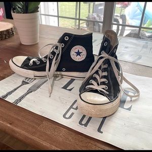 Black hightop Converse